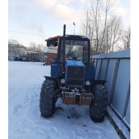 Трактор МТЗ 1221